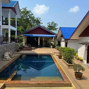 Sawasdee & Pool Holiday home Khao Lak